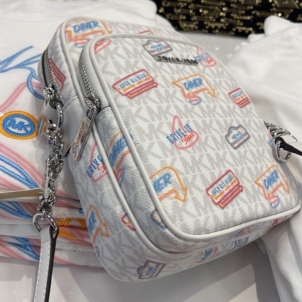 MICHAEL KORS
Jet Set Md Printed Signature Logo Crossbody NS CHAIN XBODY Flight - Picture 11 of 16